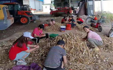 陜西財經(jīng)職業(yè)技術學院暑期“三下鄉(xiāng)”實踐隊走進富平縣齊村鎮(zhèn)實地調(diào)研職業(yè)中介服務